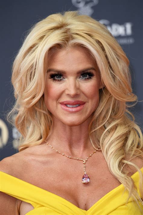 victoria silvstedt images